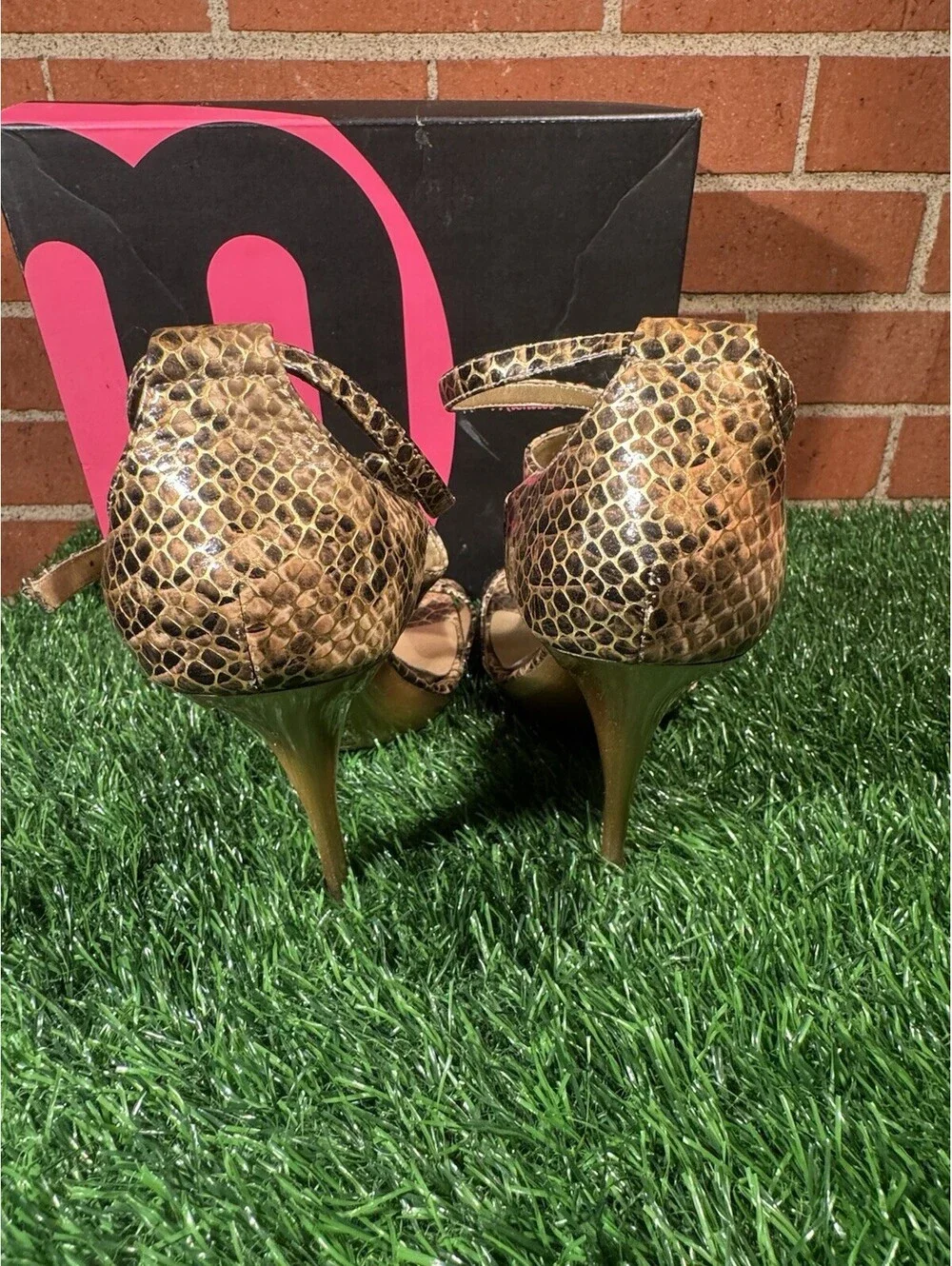 Women’s Michael Antonio Shazay Faux Snake Skin Heels Size 10
